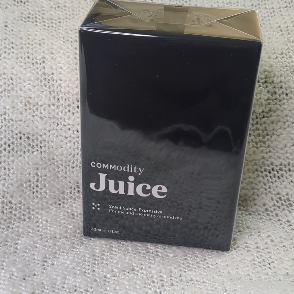 Commodity Juice in Scent Space: Expressive, 30ml/1.0fl oz - Picture 2 of 10